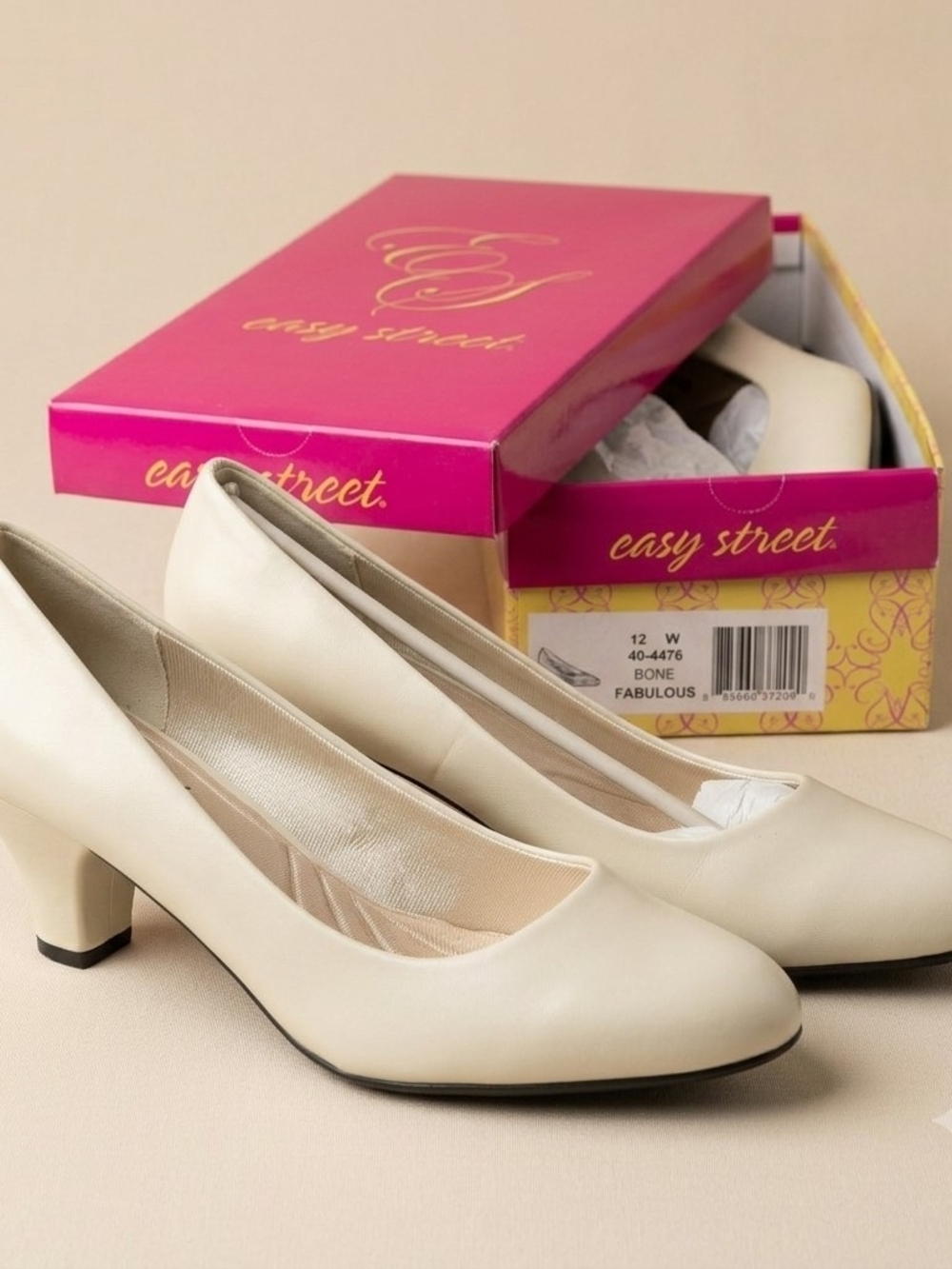 Easy Street "Fabulous" Bone Pumps - Size 12W - New In Box